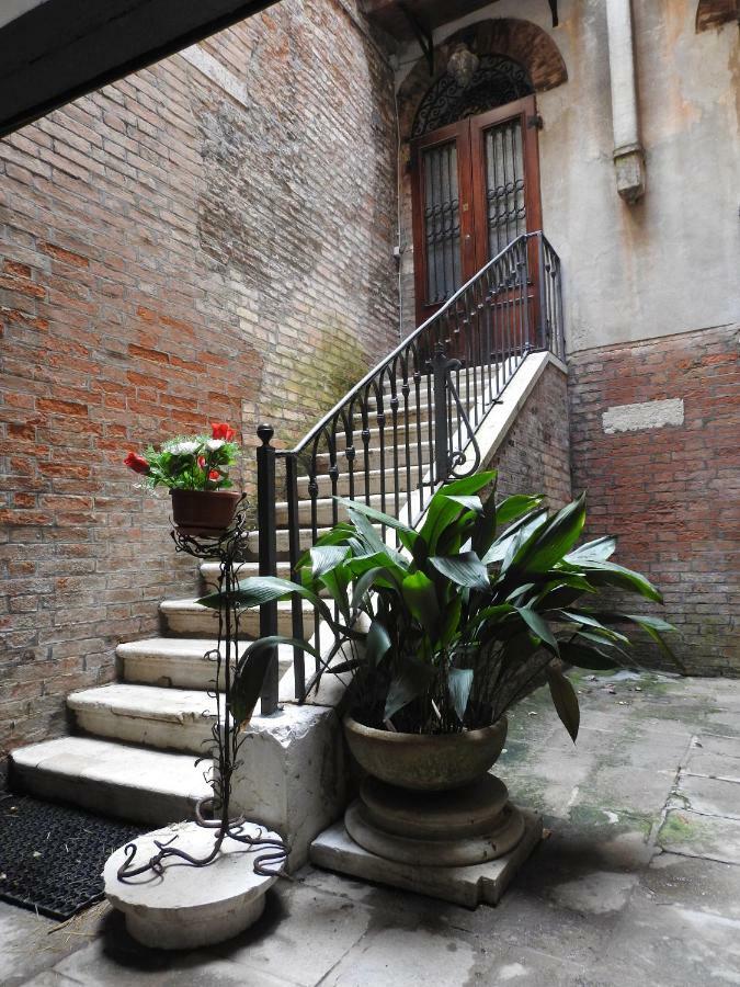 La Poetessa Apartment Venice Exterior photo