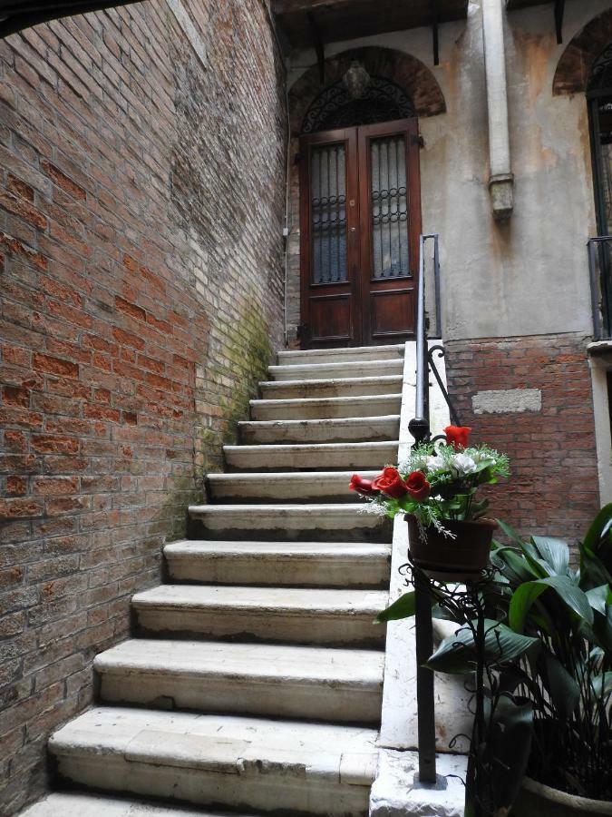 La Poetessa Apartment Venice Exterior photo